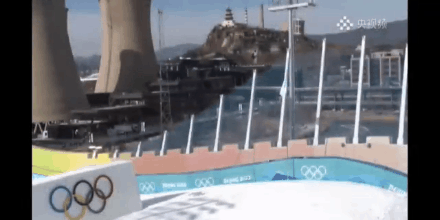 谷爱凌夺金创历史 | 转播“特种兵”展现雪上转播技能，中国自研自由视角登陆冬奥舞台