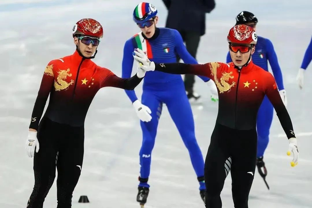 VAR为“我的眼睛就是尺”鉴证 ，SMT天鹰转播“特种兵"带您见证中国极速夺得首金瞬间