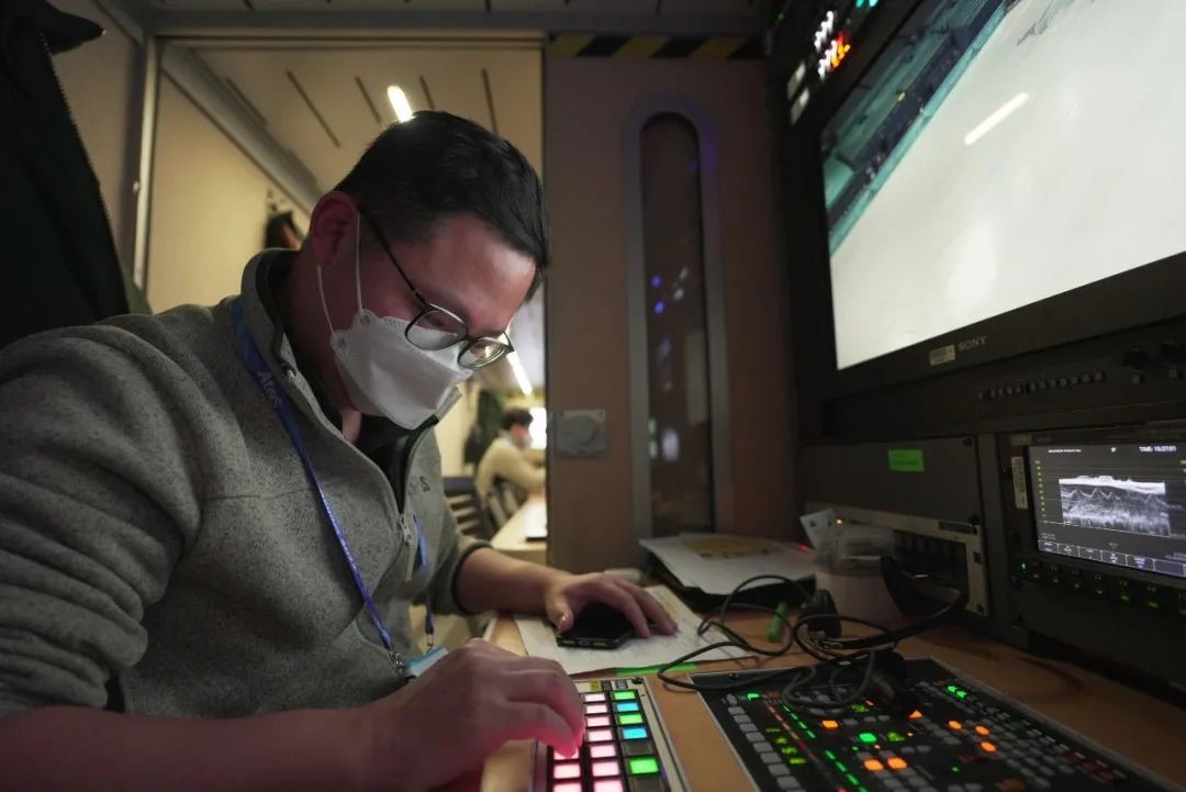 VAR为“我的眼睛就是尺”鉴证 ，SMT天鹰转播“特种兵"带您见证中国极速夺得首金瞬间