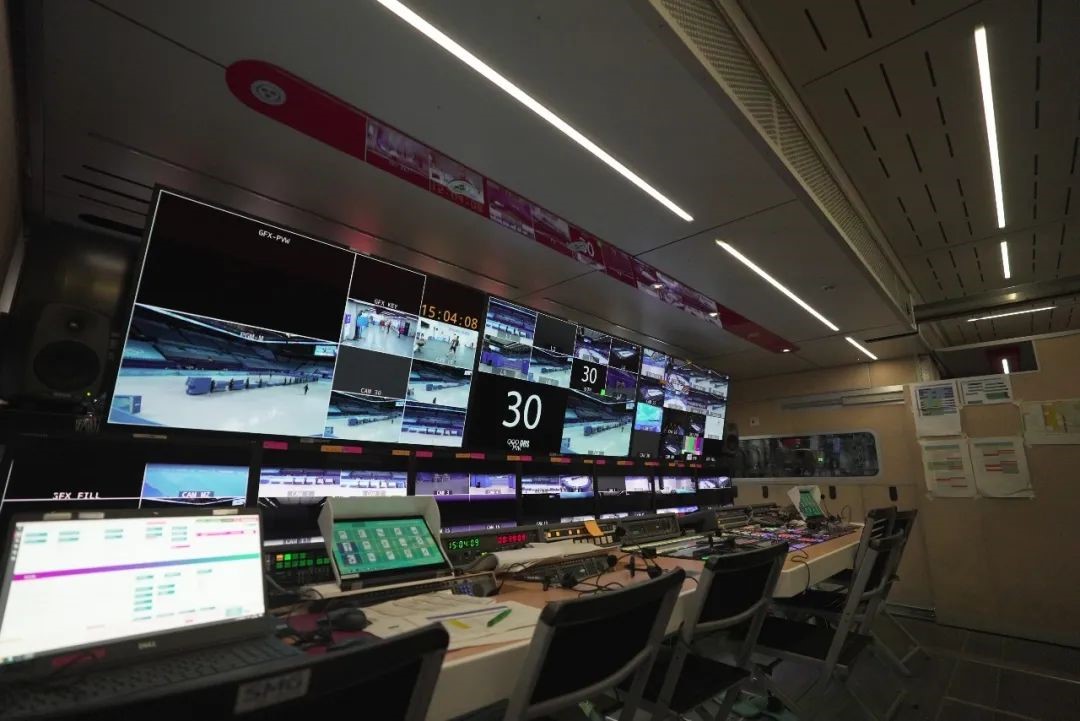 VAR为“我的眼睛就是尺”鉴证 ，SMT天鹰转播“特种兵"带您见证中国极速夺得首金瞬间